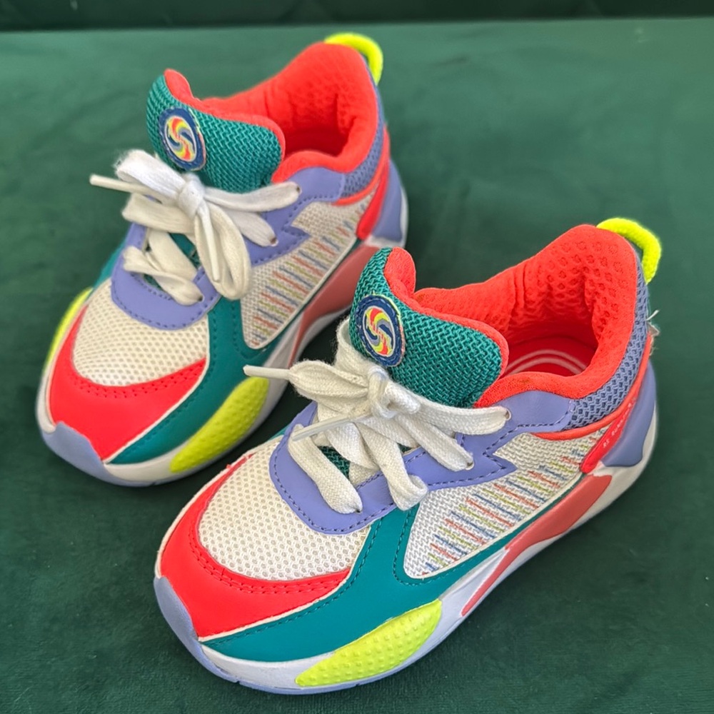 NWOT Puma Red and Green Sneakers Vibrant Chunky Design 8C